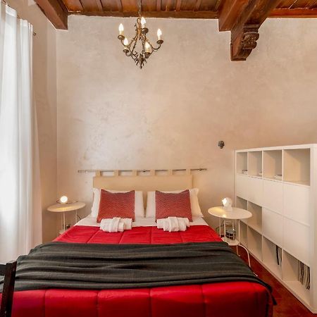 Giglio House - Campo De' Fiori Apartman Róma Kültér fotó